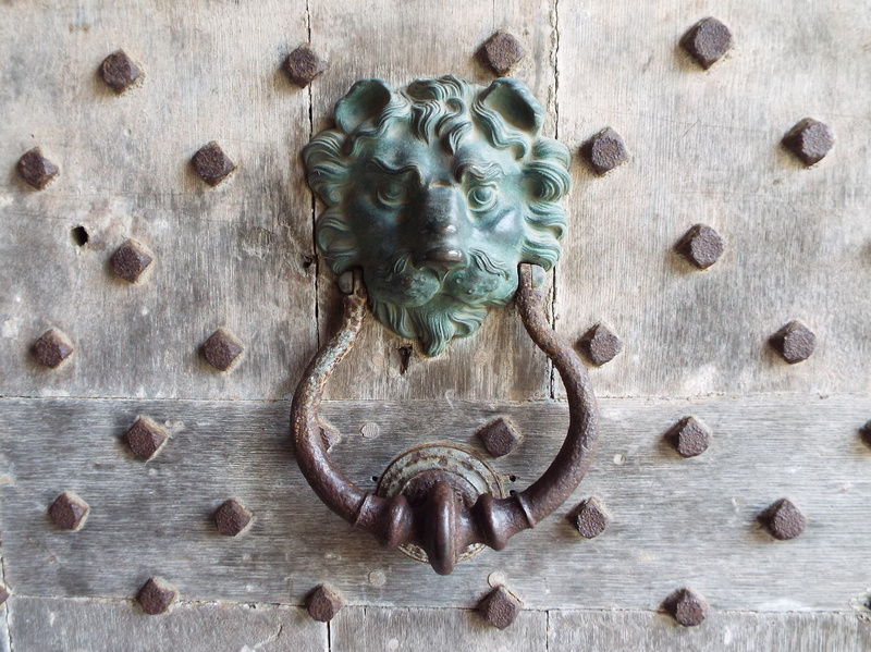 leeds castle, craft, door knocker, entrance, maidstone, outdoors, floral pattern, creativity, cat, united kingdom, door, knob, pattern, no people, art and craft