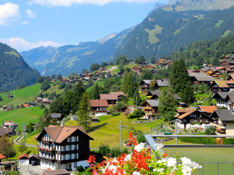 1080P, Towns, Grindelwald
