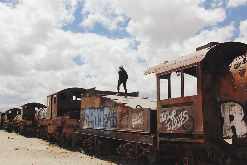 sky, damaged, train - vehicle, adventure, bolivia, old, deterioration, success, standing, nature, strong, rail transportation, train cemetery, real people