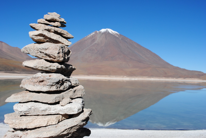 lagoon, volcano, green lagoon, rock, 4K, stack, outdoors, day, water, sky, tranquility, geology, rock - object, arid climate, travel destinations, mountain peak