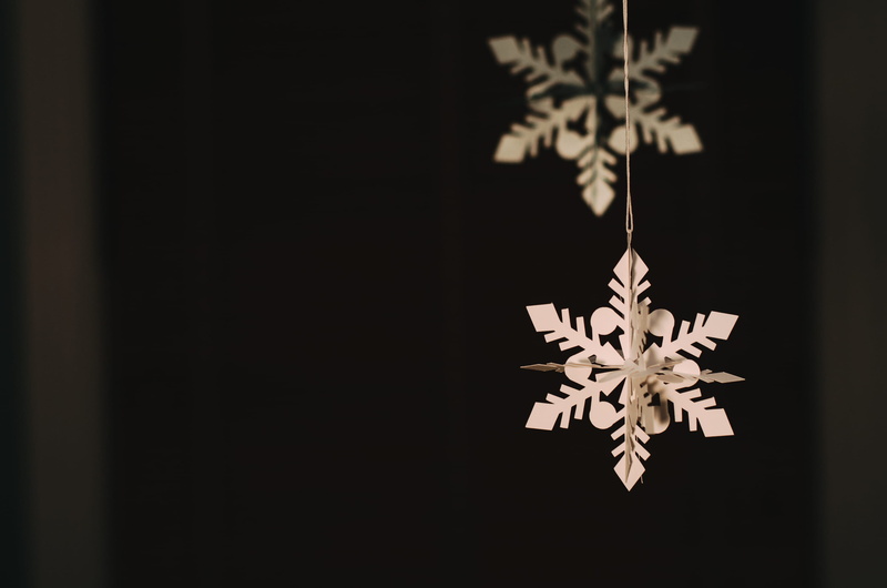 copy space, hanging, snowflake, pattern, white, holiday, star shape, night, black background, no people, shot, snow, illustration, decoration, snowflakes