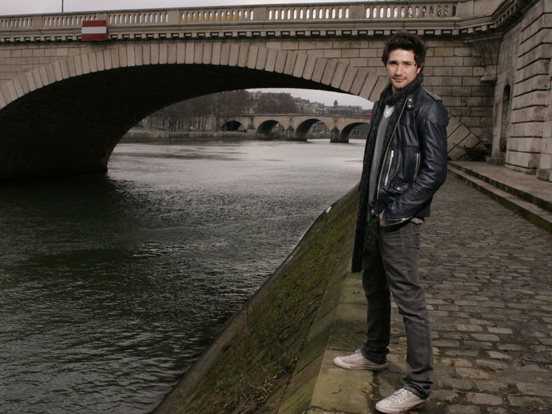 720P, portrait, black, water, beautiful, matt dallas, architecture, bridge, male Beauty, fashion, arch, one Person, looking at camera, urban Scene, people