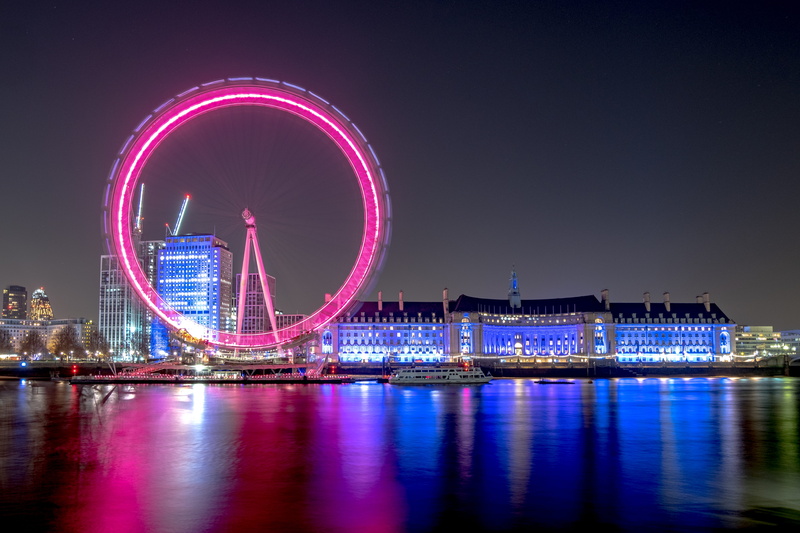 ride, building exterior, river, 5K, amusement park, sky, architecture, amusement park ride, outdoors, london eye, evening, night, tourism, city, downtown