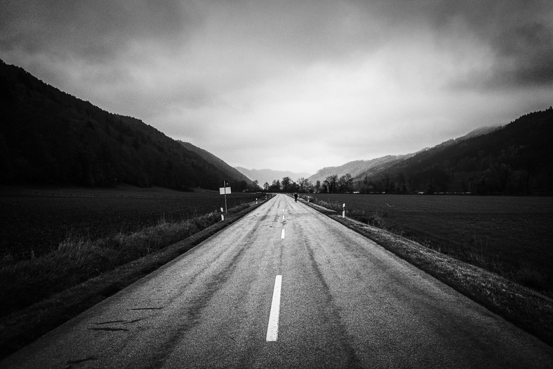 transportation, mountain range, diminishing perspective, tranquility, road, no people, blackandwhite, dividing line, tranquil scene, marking, scenics - nature