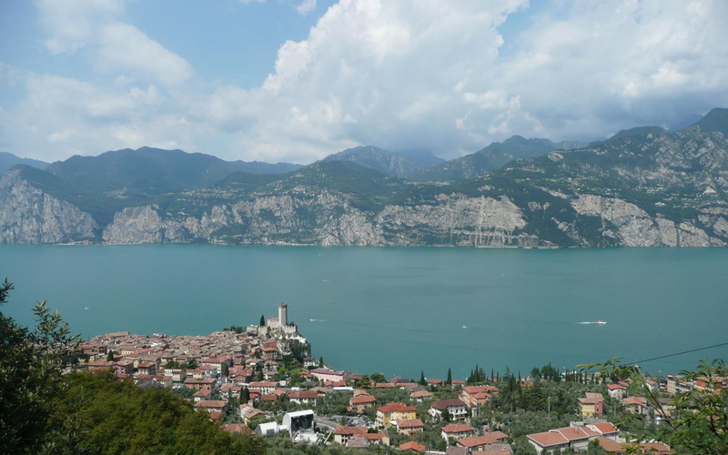 lakeside, mountains, fort, 3d and abstract, 1080P, town, lake