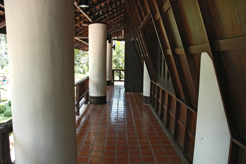 colonnade, Veranda, flooring, sunlight, ceiling, wood - material, Temple, day, indoors, corridor, no people, 2K, direction, nature, architecture, window