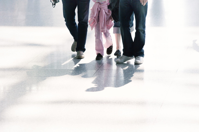 men, germany, human foot, women, frankfurt, kids, family, low section, outdoors, people, flooring, shadow, frankfurt airport, standing, lifestyles, real people