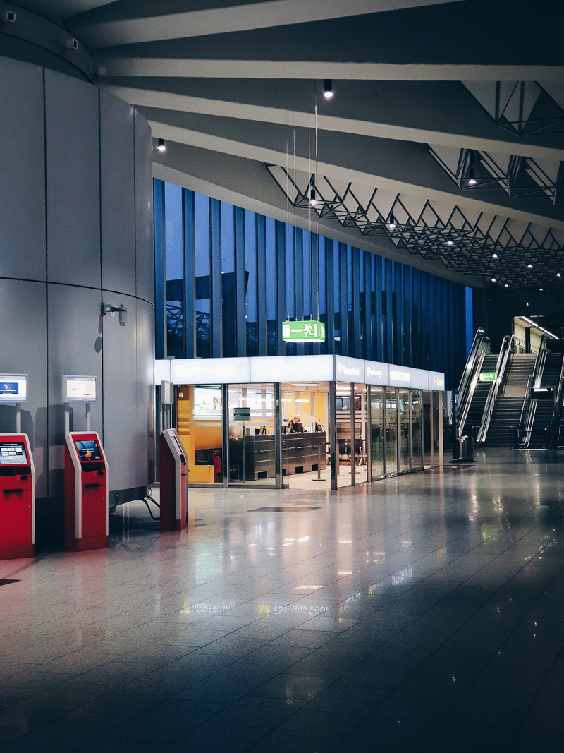 red, reflection, architecture, machine, shiny, illuminated, 4K, day, modern, digital, ground, absence, urban, flooring, inside, structure, frankfurt airport