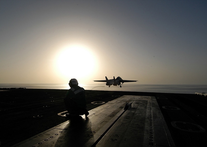 navy, men, jet, outside, silhouette, people, airport runway, sunlight, 1080P, military, aircraft carrier, mode of transportation, travel, horizon, ocean