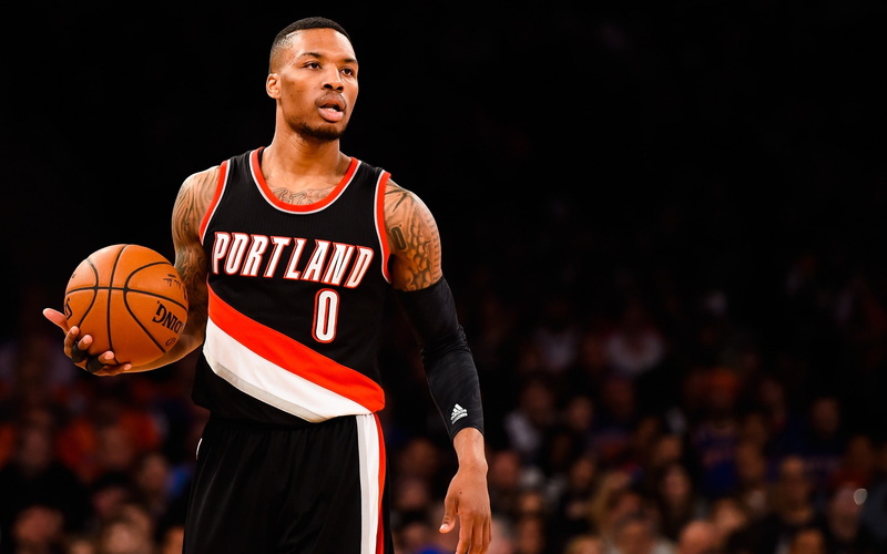 skill, nba, one person, front view, stadium, blazers, ball, basketball player, basketball uniform, standing, trail, lifestyles, young adult, basketball - sport