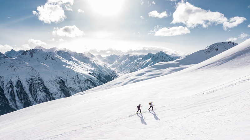 trip, sky, leisure activity, mountain peak, ski slope, recreation, people, adventure, outdoorchallenge, snowcapped mountain, glacier, sport, scenic, resort