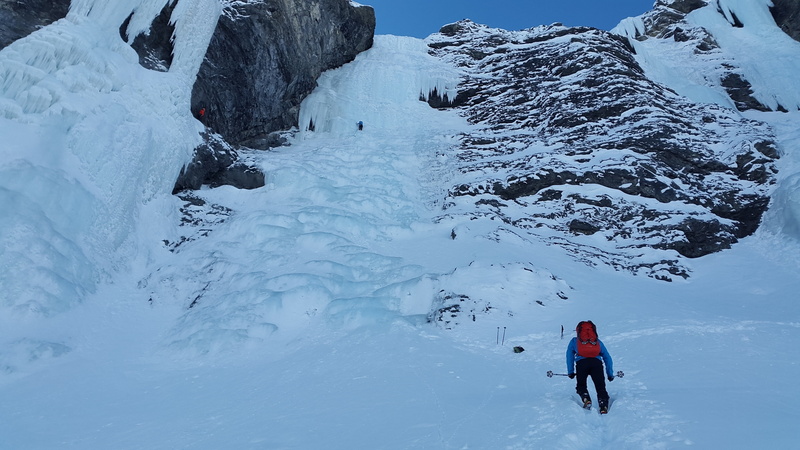 snow, environment, outdoors, frozen, scenics - nature, person, extreme sports, beauty in nature, landscape, full length, cold temperature, ice, leisure activity