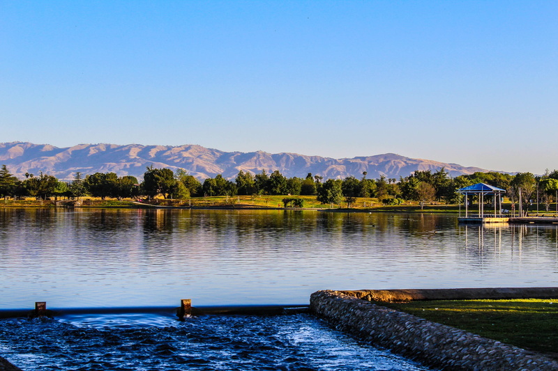 reflection, landscape, tranquility, blue, family, summer, man-made lake, outdoors, water, plant, boat, lakeside, mountains, natural, balboa lake, california