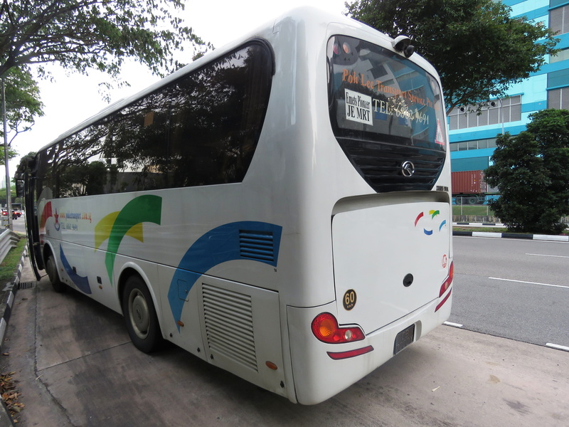 stationary, mode of transportation, city, transport, parked, plant, motor vehicle, Private, mode of transport, communication, road, western script, tourist