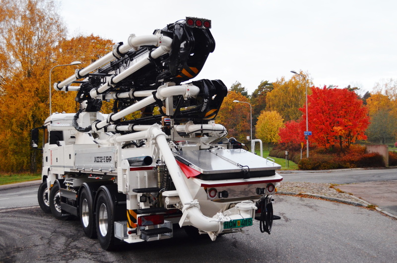 plant, motorcycle, junjin, man, day, sport, travel, nature, build, mode of transportation, motion, people, change, truck, pump, machine, autumn, outdoors