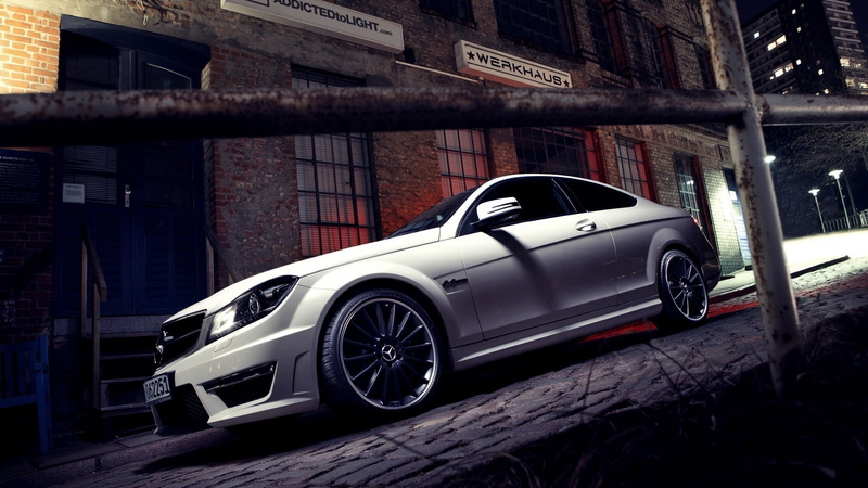 no people, motor vehicle, 1080P, architecture, outdoors, luxury, stationary, car, mode of transportation, garage, building, Mercedes-Benz, benz, mercedes