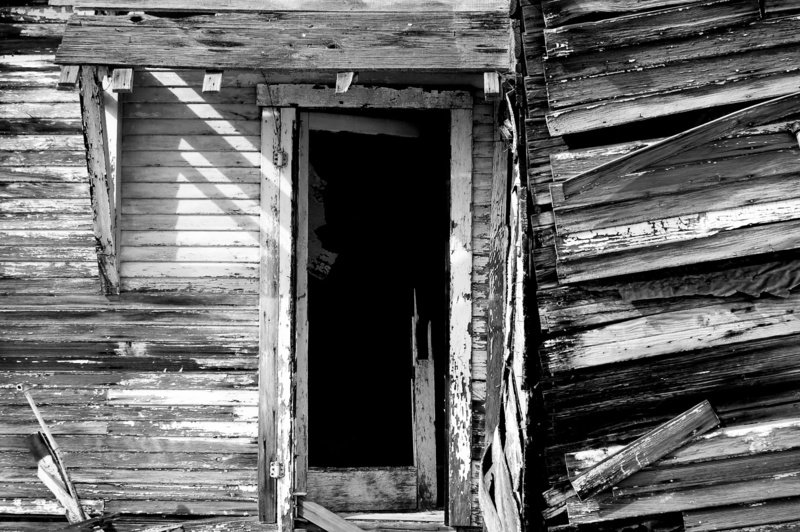 united states, weathered, b andamp;amp;amp; w, shack, building, obsolete, entrance, black and white, house, wood - material, building exterior, built structure