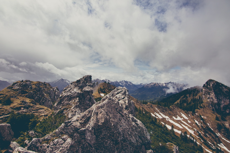 formation, slope, mountain range, snow, mountain, no people, sky, 5K, covered, white, non-urban scene, crag, nature, point, hiking, scenics - nature, day