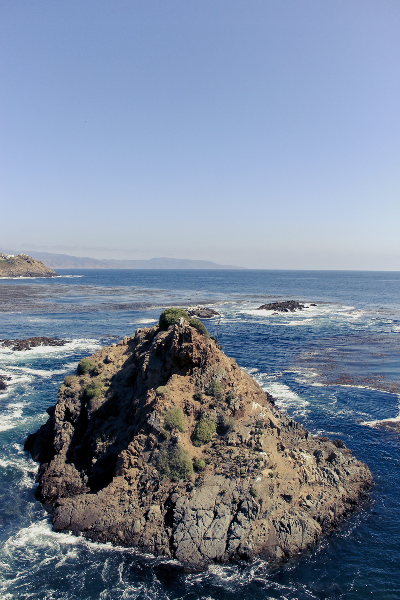 shore, wave, beach, ocean, clear sky, scenics - nature, no people, wild, rocky coastline, sea, outdoor, 5K, view, tranquil scene, day, water, rock - object