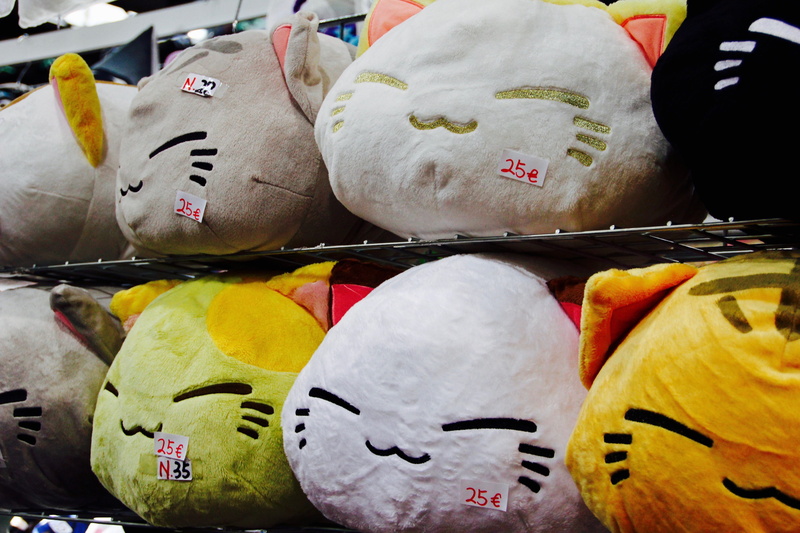 dortmund, choice, comic, comiccon, plush, cosplay, container, still life, for sale, fair, no people, freshness, retail display, event, convention, healthy eating