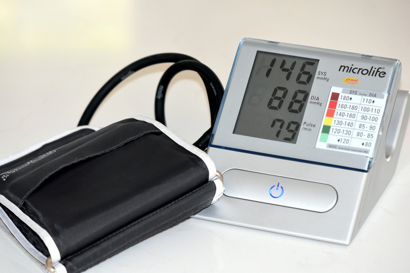 5K, no people, number, wireless technology, close-up, blood, equipment, communication, diastolic, technology, electrical equipment, healthcare and medicine