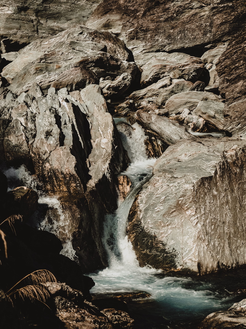 rock formation, sport, outdoors, motion, pattern, 4K, brown, photography, rock - object, flowing, geology, iphone, iphone backgrounds, pile