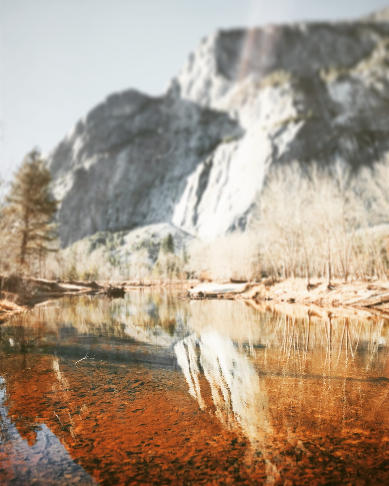 calm, scenics - nature, iphone backgrounds, tranquil scene, cliff, tree, solid, lake, day, idyllic, no people, stream, lock screen background, body, non-urban scene