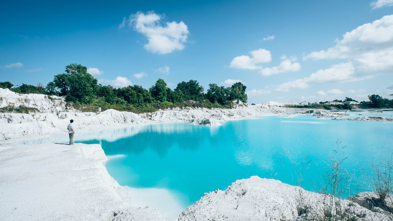 4K, cloud - sky, tranquil scene, day, leisure activity, turquoise colored, scenics - nature, one person, swimming pool, water, nature, land, non-urban scene