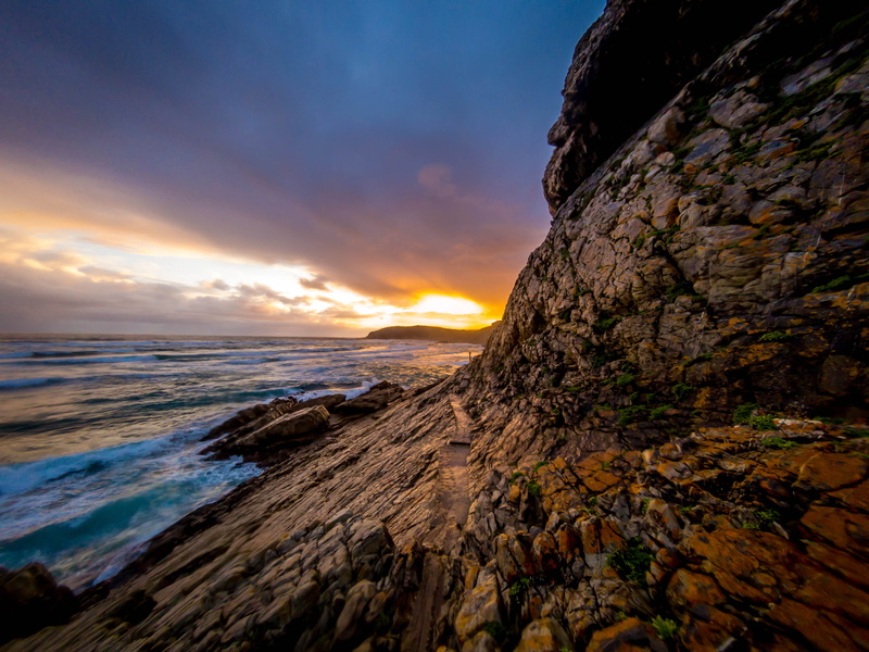 sea, water, yellow, michael liao, cliff, no people, tranquil scene, golden, cloud - sky, 4K, ocean, solid, horizon, formation, blue, beauty in nature