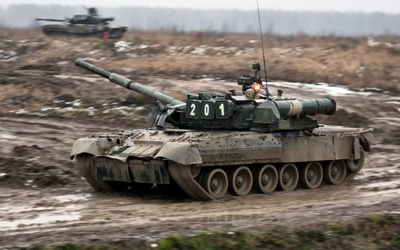 weapon, machine gun, gun, aggression, protection, T-80, war, conflict, armed forces, tank, government, armored tank, security, nature, army soldier, transportation