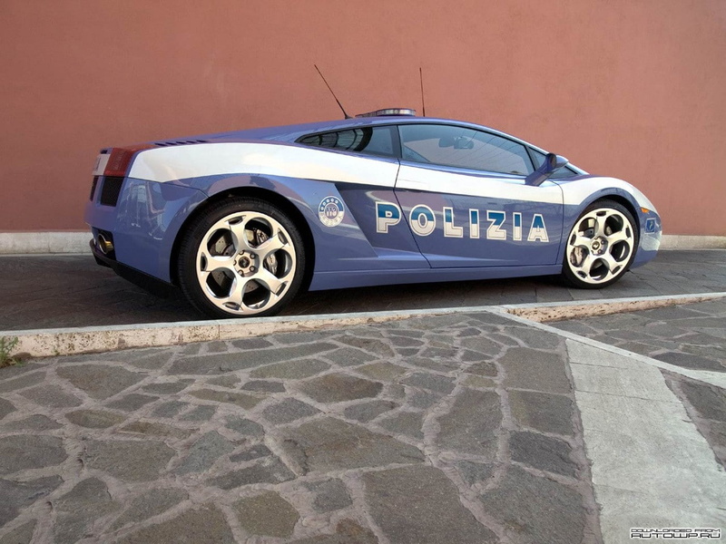 chrome, no people, day, Lamborghini Gallardo, wheel, transportation, side view, retro styled, motor vehicle, vintage car, car, luxury, street, wealth, city