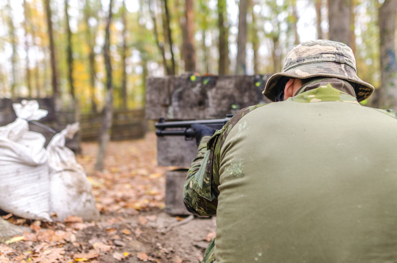 combat, weapon, armed forces, forest, danger, rifle, outdoors, gun, young adult, training, plant, military, land, army soldier, male, clothing, action