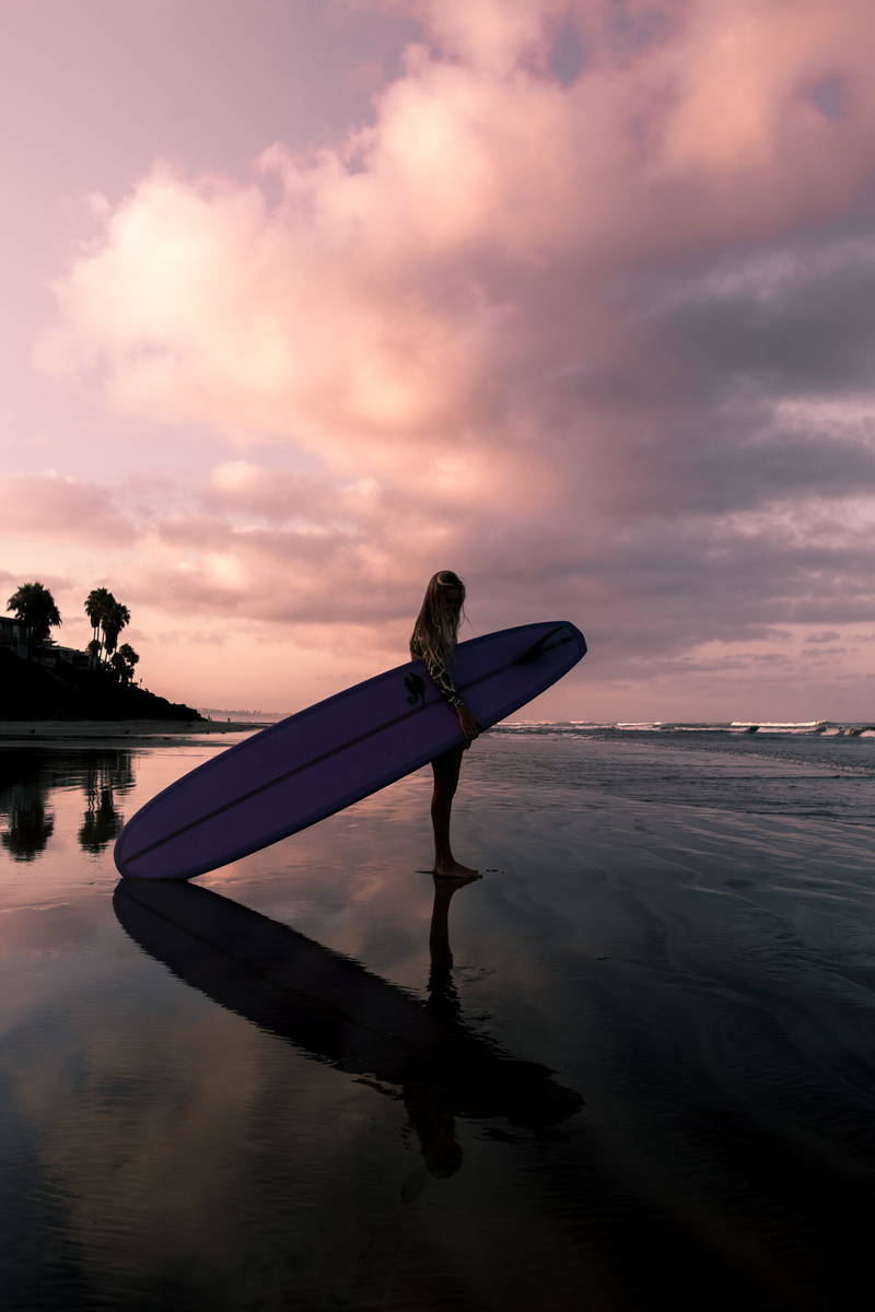 sea, one Person, sunrise - Dawn, ocean, coast, sunset, tranquil Scene, lifestyles, person, lake, beauty, beautiful, fun, people, caucasian Ethnicity, adult