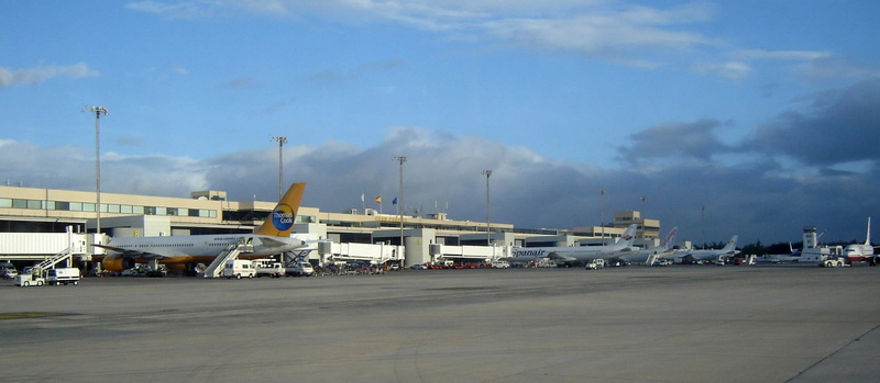 travel, Las Palmas, stationary, airport, terminal, transportation, 1080P, public domain, building, gran, building exterior, airplane, Spain, refueling