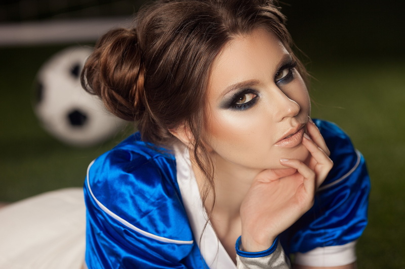soccer, portrait, face, soccer girls, ball, hairbun, synthetic grass, sports jerseys, jean shorts, 2K, brunette, women