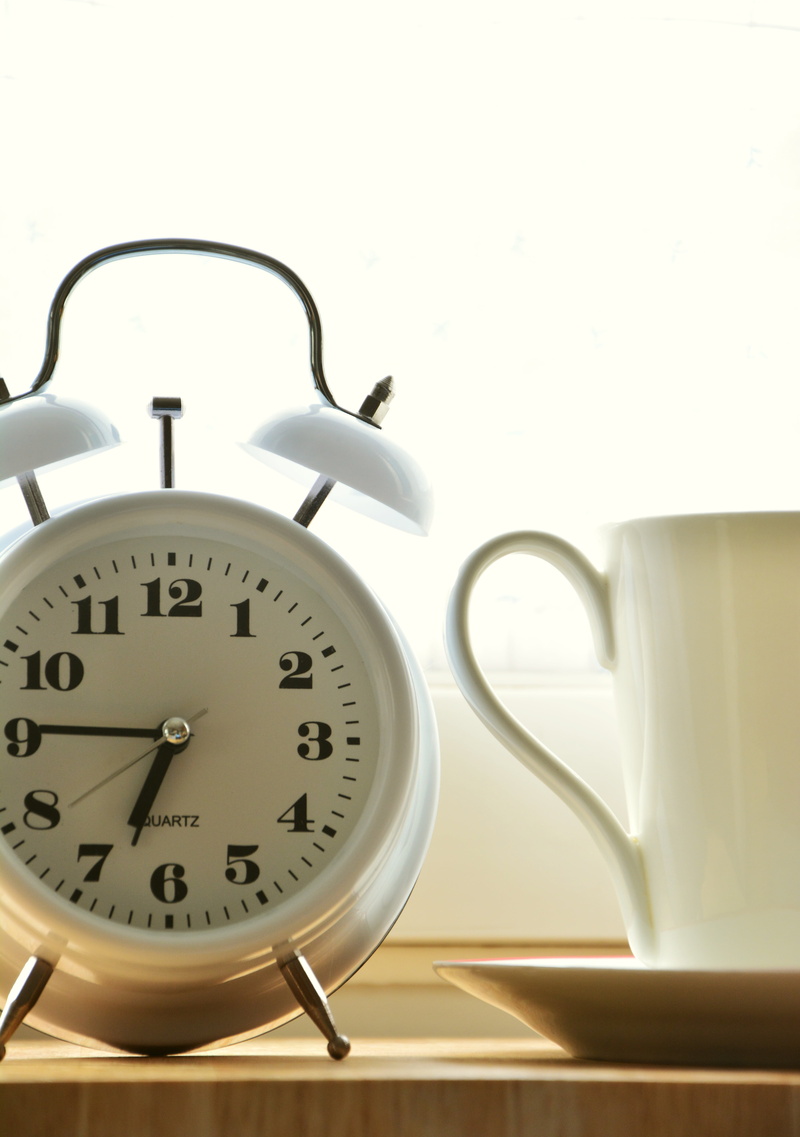 drink, cup, alarm clock, minute hand, still life, alarm, wall - building feature, clock, stand up, have breakfast, coffee cup, coffee, 5K, food and drink