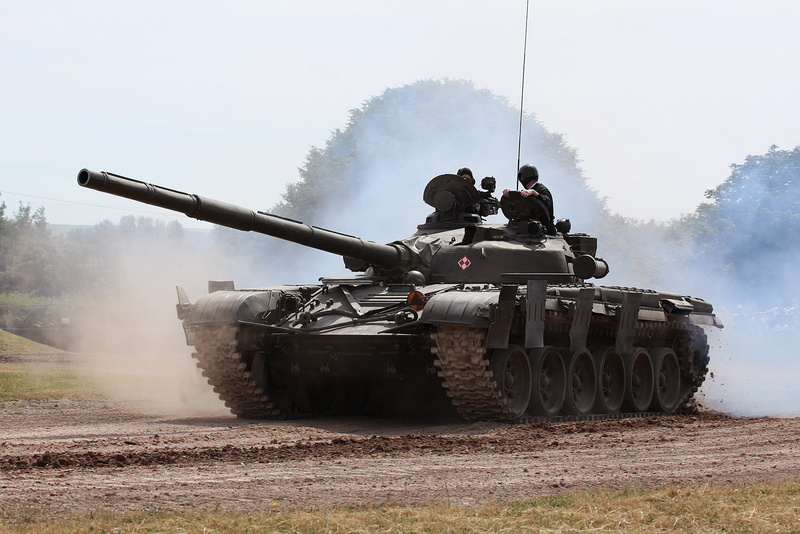 army, rear view, cannon, two people, 1080P, transportation, aggression, T-72, day, sky, outdoors, tank, armor, mode of transportation, military, nature