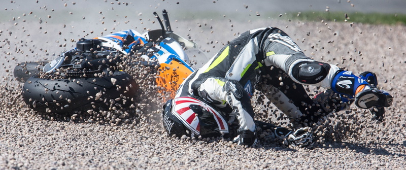road, outdoors, crash, nature, 2K, motocross, crash helmet, people, mode of transportation, land vehicle, field, motorcycle, land, competition, extreme sports