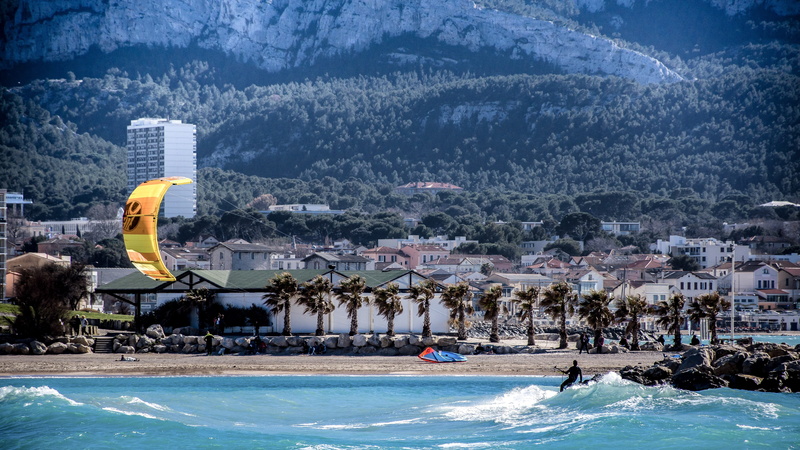 outdoors, leisure, choppy, group of people, vacation, editorial, building exterior, sea, seaside, dom, built structure, tourism, lifestyles, riviera, travel destinations
