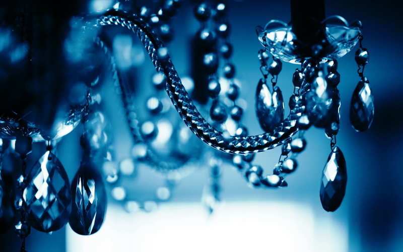 2K, backgrounds, clear, glass, bead, pearl jewelry, chandelier, ornate, water, jewelry, abstract, close-up, elegance, crystal, decoration, chain, luxury