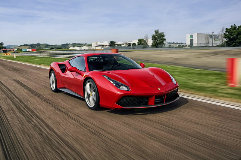 plant, car, motor vehicle, sky, speed, 2015, cloud - sky, city, land vehicle, motion, road, Ferrari, architecture, mode of transportation, 488, GTB, nature