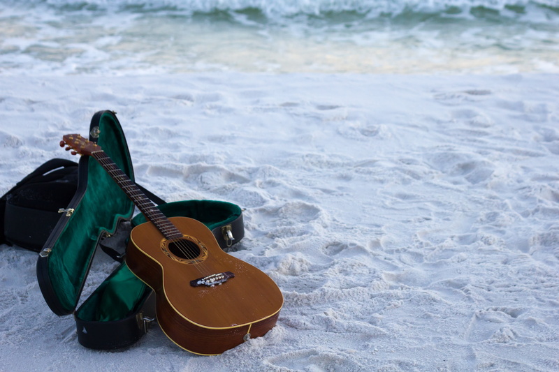 string, ocean, 5K, lifestyle, rock music, water, people, string instrument, musical equipment, musical Instrument, wood - material, instrument, leaning
