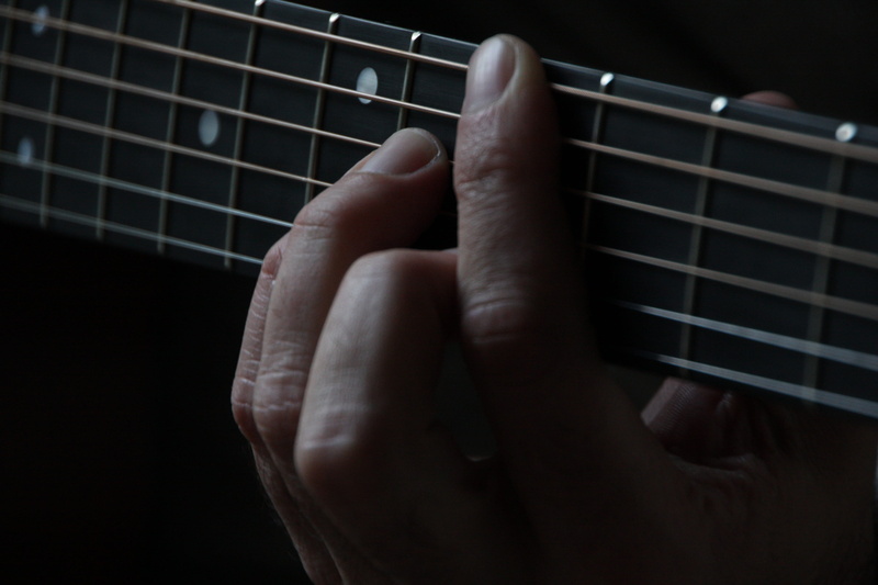 fret, artist, string instrument, hand, guitar player, musical instrument, music, man, hands, close-up, using, musical equipment, finger, playing guitar