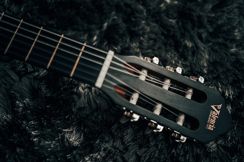amplifier, 4K, musical instrument string, screw, string, fretboard, arts culture and entertainment, electronics, nature, building, still life, musical instrument