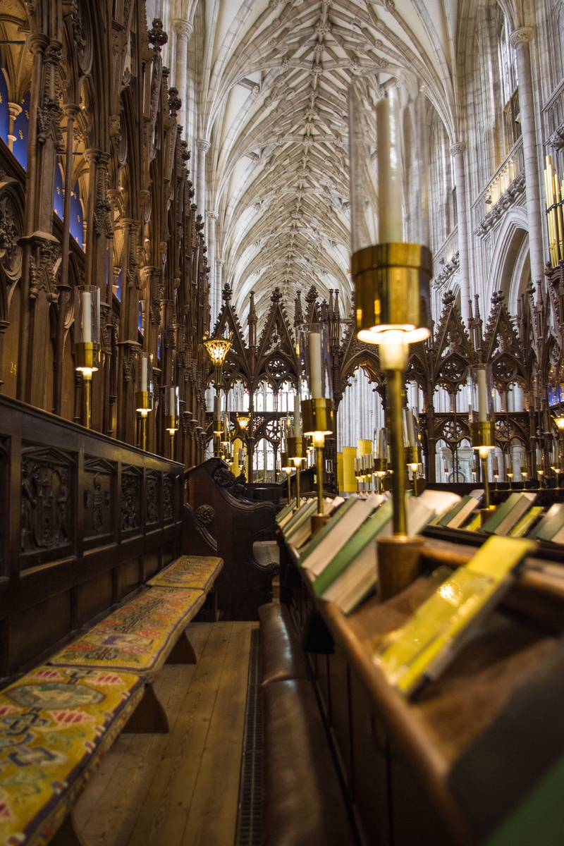 aisle, no people, winchester, architectural column, choir, architecture, choir stalls, nave, pew, sing, built structure, bench, song book, belief, luxury