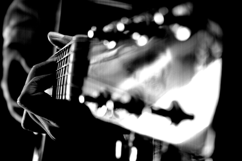 guitar, hand, one person, unrecognizable person, human hand, performance, human body part, nightlife, strings, holding, 4K, indoors, headstock, playing
