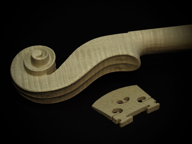 maple-wood, studio shot, arts culture and entertainment, group of objects, music, fiddle, bridge, violin-parts, Violin, number, Classical, close-up, indoors