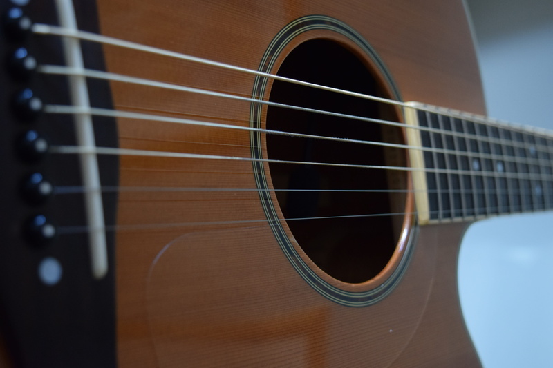 instrument, music, wood - material, string instrument, brown, wind instrument, selective focus, musical instrument, strings, no people, 5K, single object