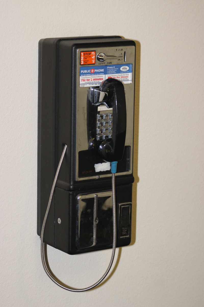 tone, telephone, architecture, wireless technology, power supply, pots, color, box, convenience, telephone booth, slot, telecommunication, communication