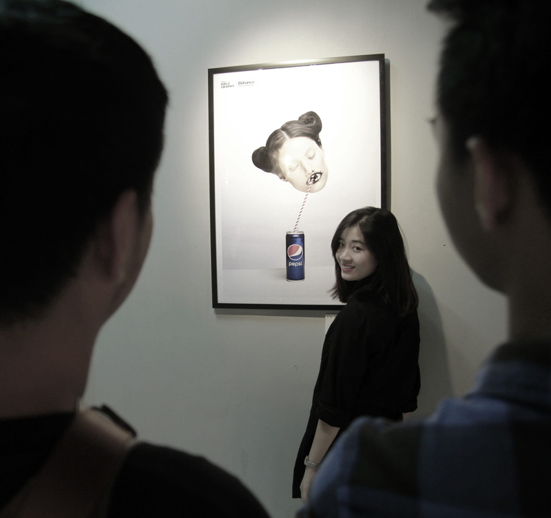 over the shoulder view, young adult, behance, adult, 4K, males, man, television set, teenager, indoors, girl, pepsi, boys, vietnam, communication, woman